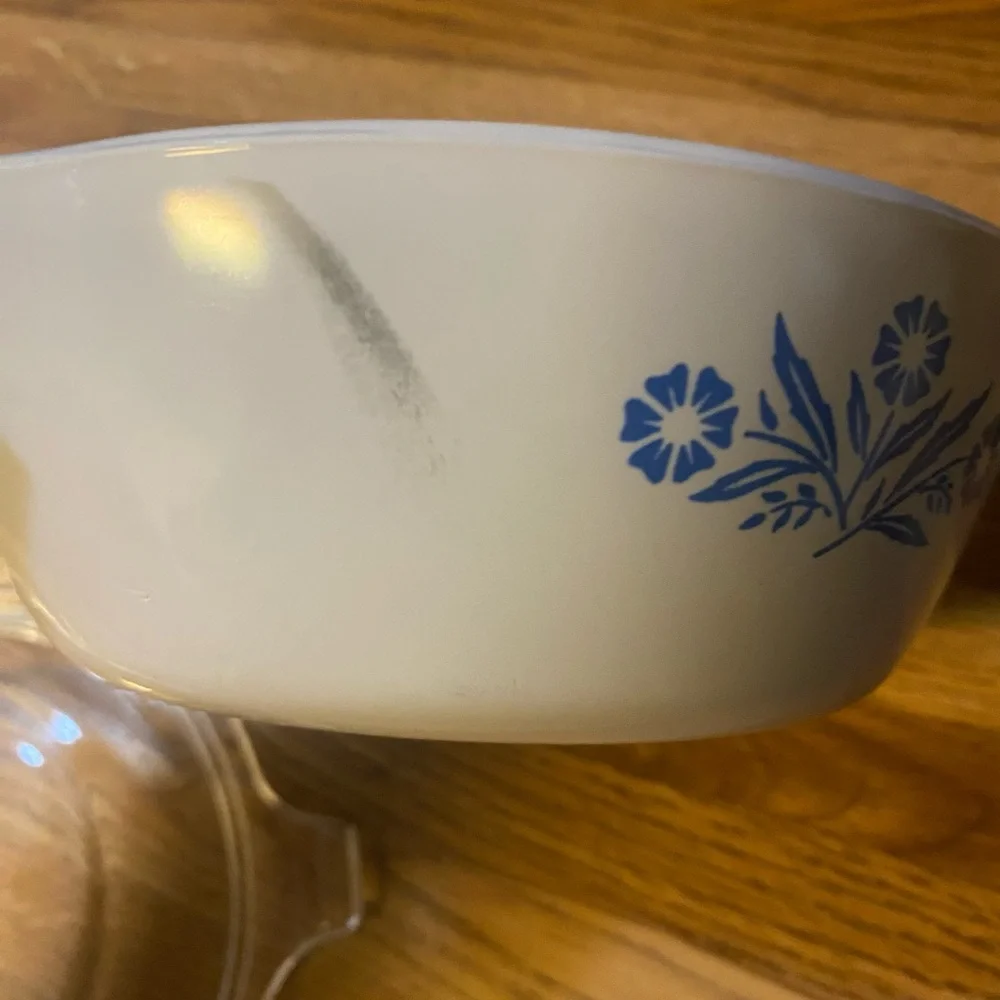 White Corning Wear blue cornflower small skillet 2 cup. Lid